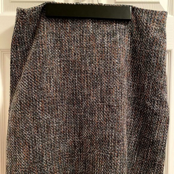 Ann Taylor Tweed Pencil Skirt with Green and Orange Threads - Picture 1 of 3